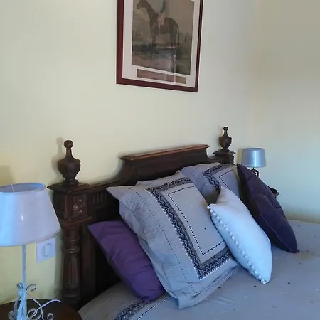 Bergerie De Lagarrigue B&B