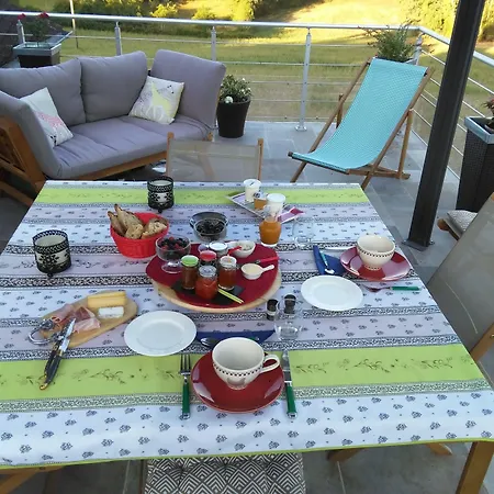 Bergerie De Lagarrigue Bed & Breakfast 3*