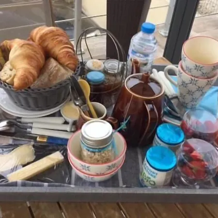 Bergerie De Lagarrigue Bed & Breakfast 3*